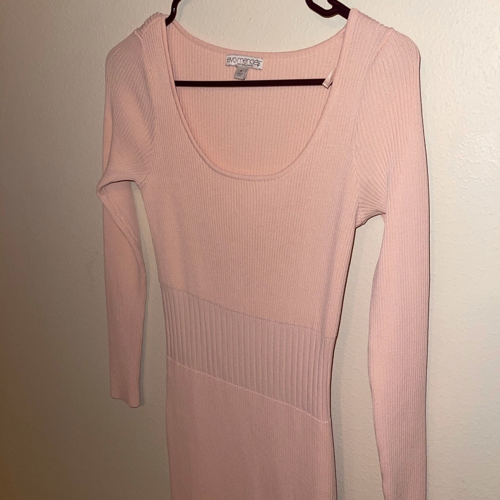 Beautiful dress!